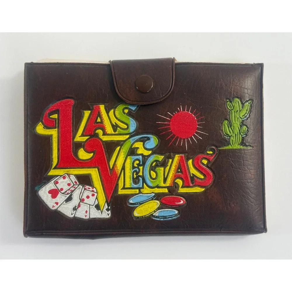 LAS VEGAS‎ Leather Case w/ (2) Sealed Playing Card Decks Pencil and Paper
